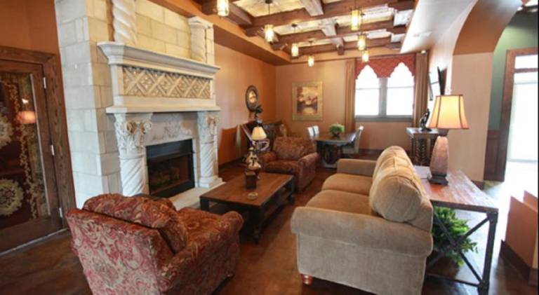 The Campbell Hotel — photo 2