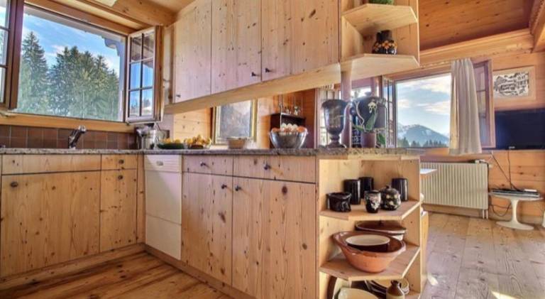 Chalet with 4 rooms for 10 persons — photo 3