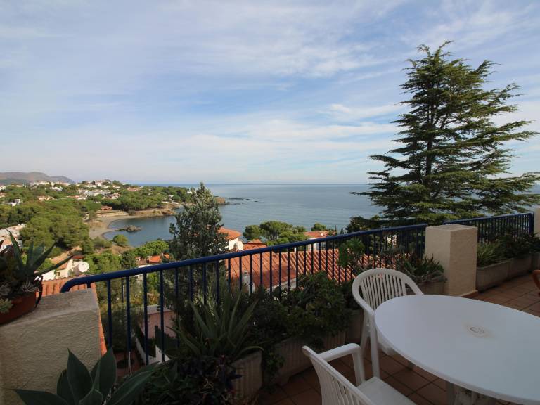 Apartment | Next to the beach | Dogs allowed — photo 2