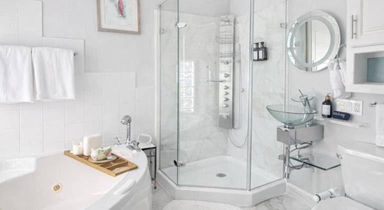 Vacation home with jacuzzi | Perfect for remote work | Pet-friendly — photo 2