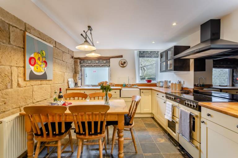 Fully equipped cottage with yard | Pets are welcome — photo 5