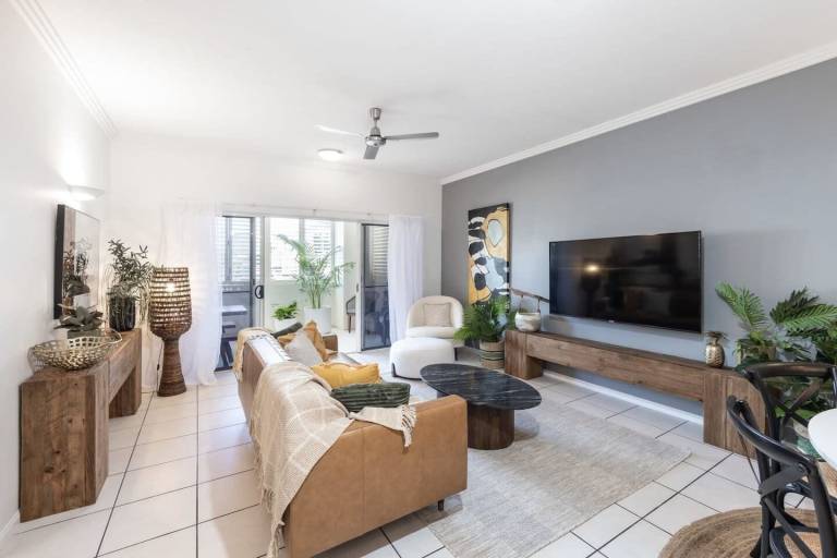 Apartment  Edge Hill