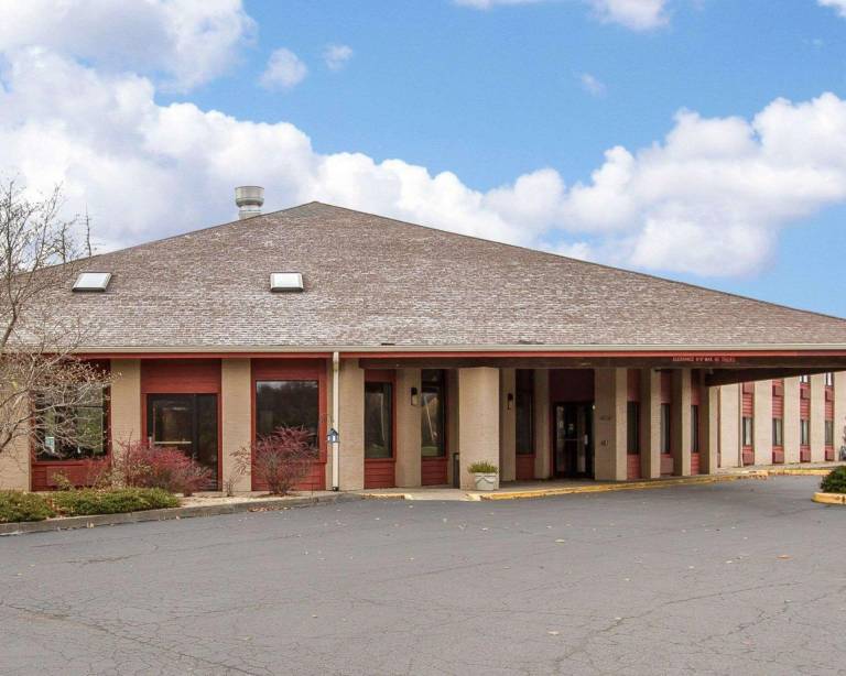 Quality Inn Macomb near University Area — photo 5