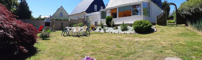 House with garden & grill in Perros-Guirec