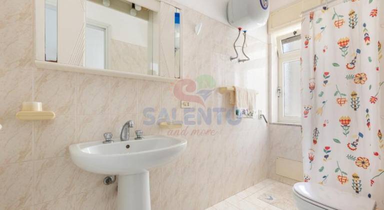 House with 2 rooms for 5 persons — photo 2