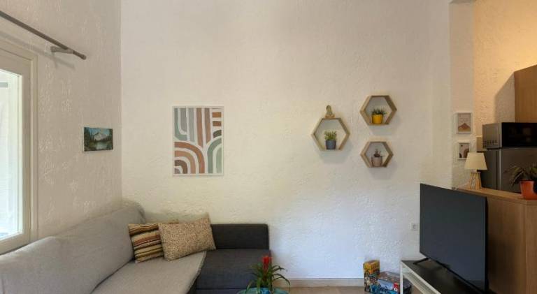 House with garden, terrace & barbecue — photo 2