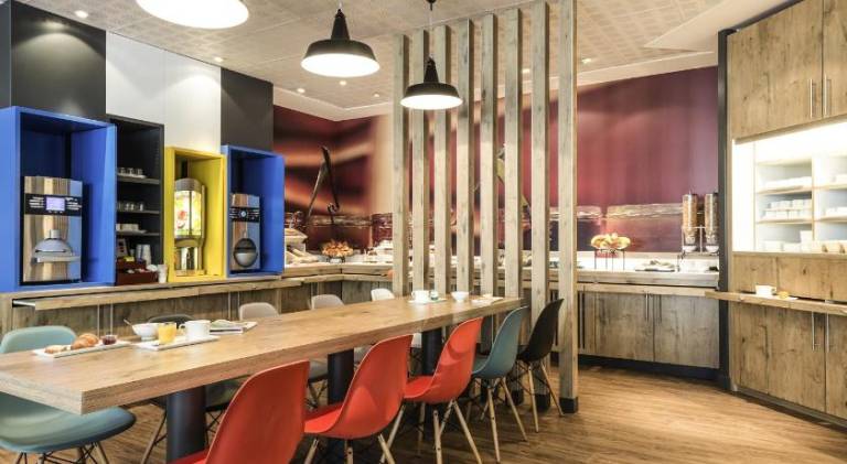 Ibis Bordeaux Centre Bastide — photo 2