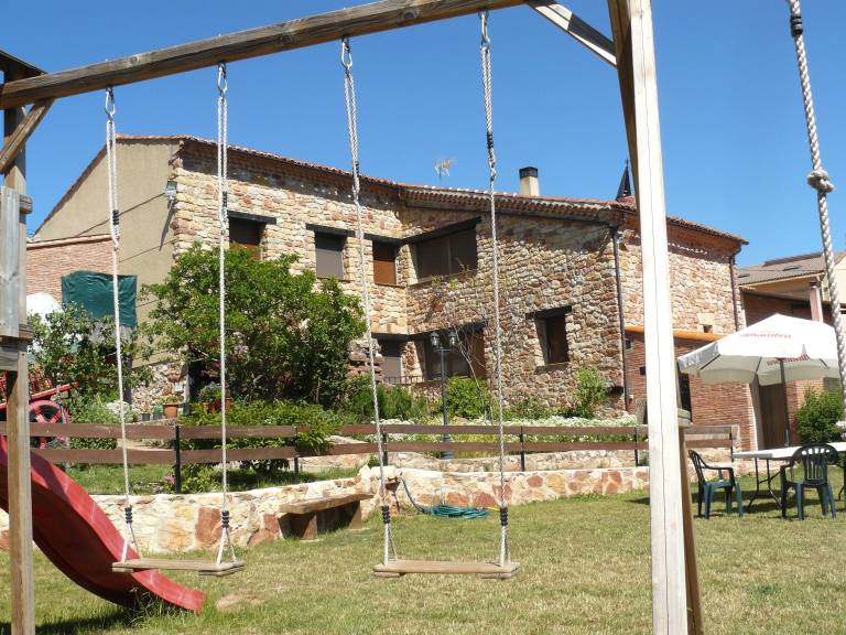 Country House 'La Chimenea De Soria I Y II' with Mountain Views, Private Pool and Wi-Fi in León