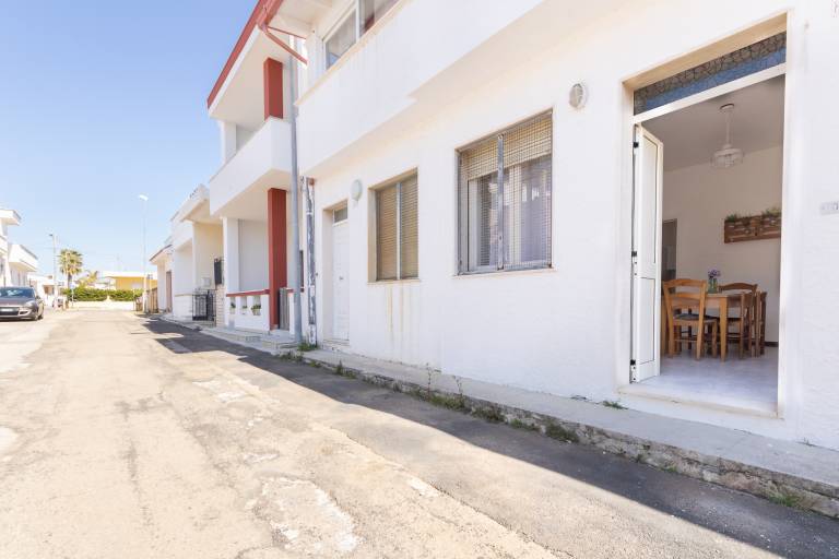 Holiday apartment with yard | Beach view in Alliste