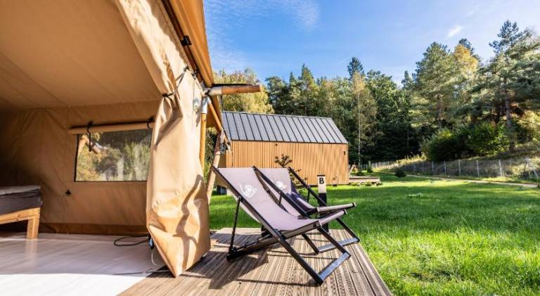 Tent with terrace, hot tub & BBQ | Dogs allowed in Ostróda