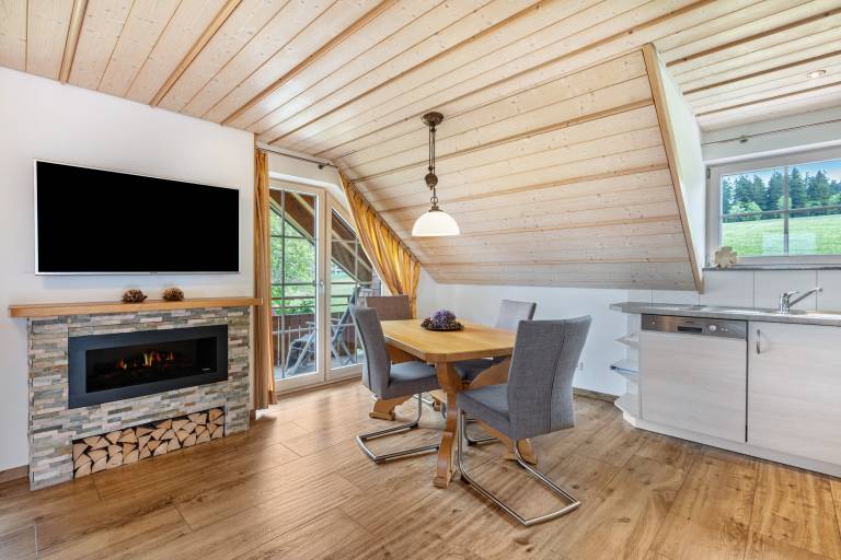 Fully equipped apartment with garden, patio & sauna | Mountain view | Next to the ski | Pets allowed — photo 4