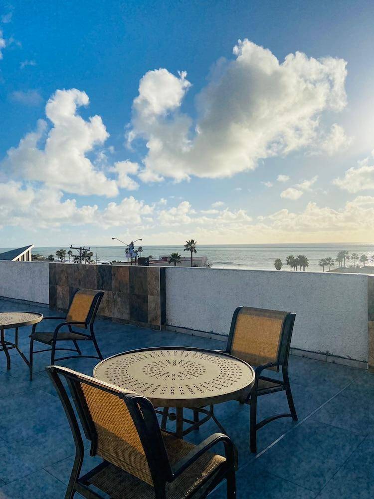 Hotel Fiesta Rosarito — photo 5