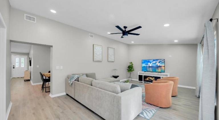 Big house with pool | Pet-friendly — photo 4