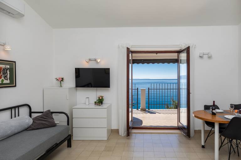 One bedroom apartment near beach Nemira (Omiš) (A-4277-a) — photo 3