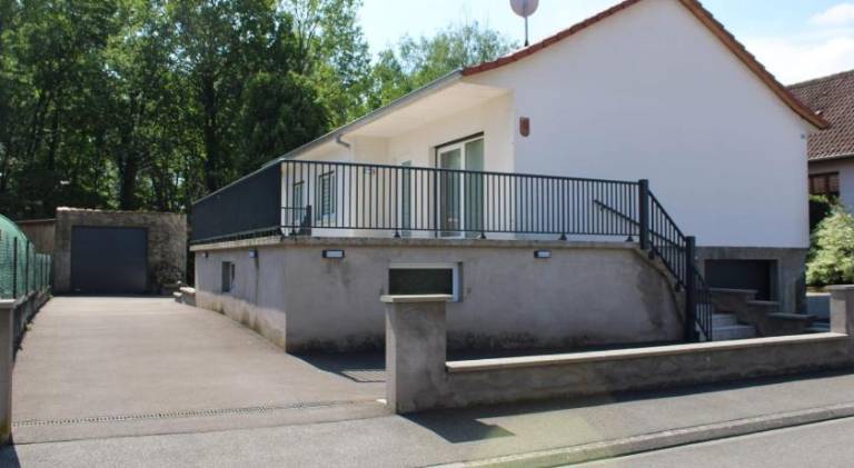 120 m&sup2; Ferienhaus