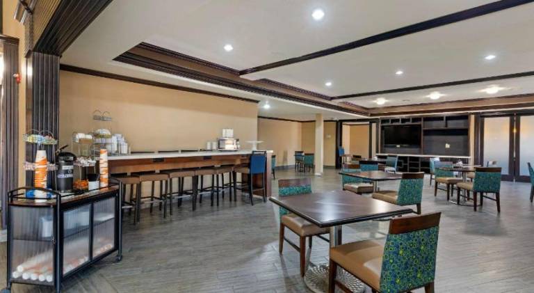 Comfort Suites Gainesville — photo 3
