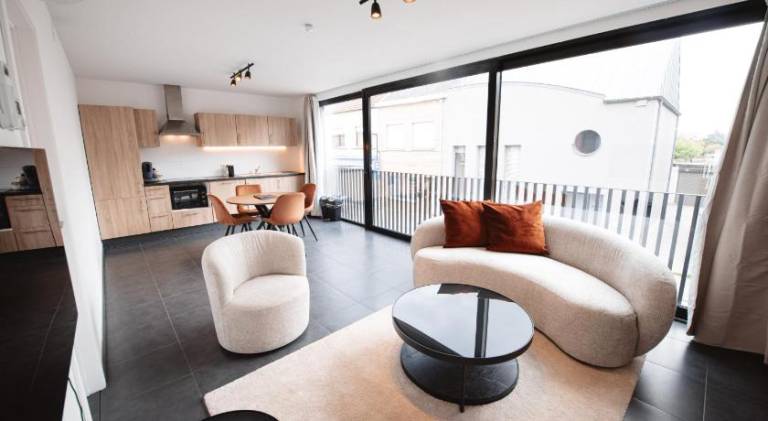 90 m&sup2; Apartment mit Hotelservice