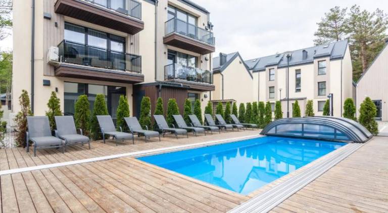 Apartment with pool & sauna — photo 2