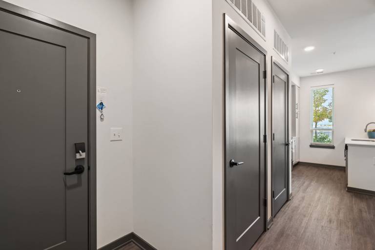 CozySuites Ayr with parking pool gym — photo 4