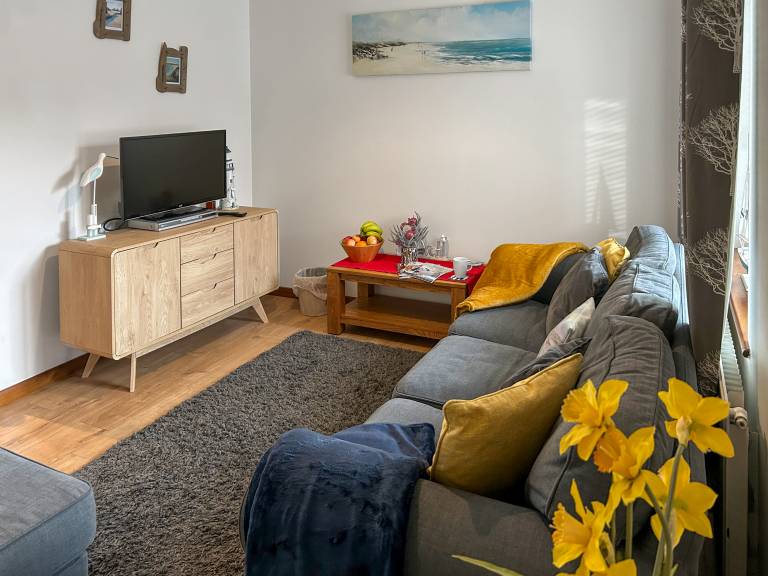 Cottage with garden | River view — photo 3