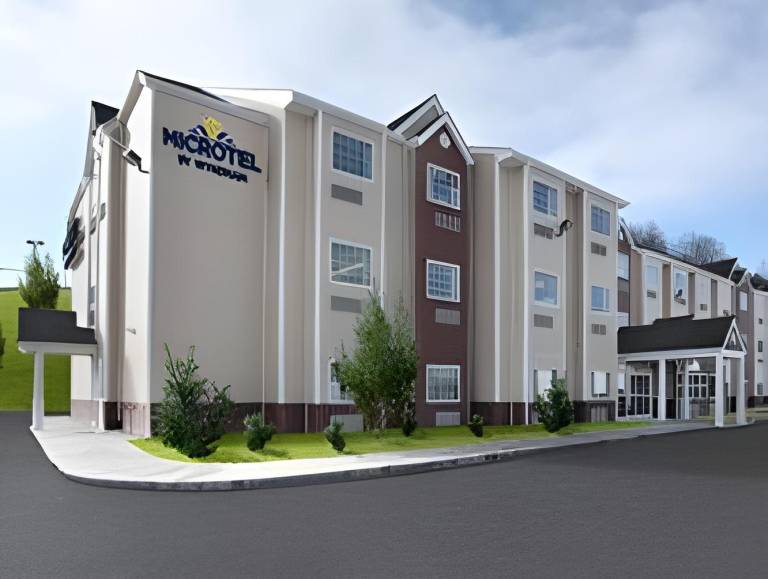 Microtel Inn & Suites by Wyndham Princeton in Princeton, WV