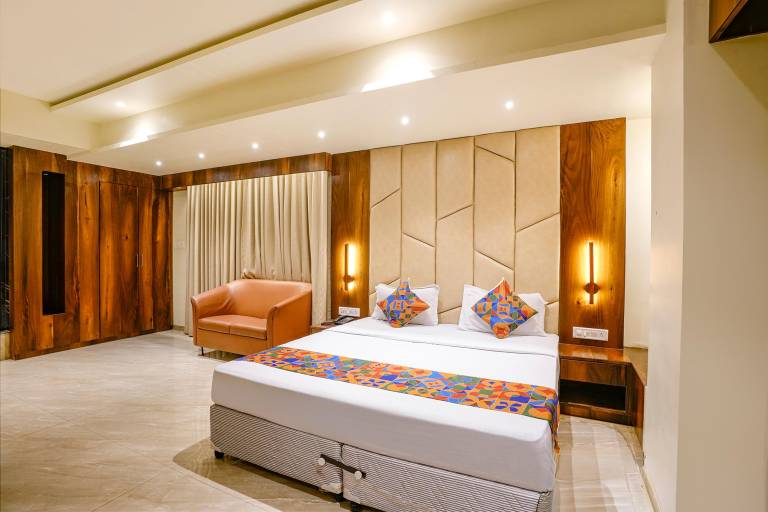 FabHotel Prime Majhali