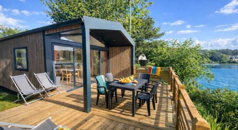 Mobil home Ty Brehat vue lac 2 chambres 4 personnes in Carnac