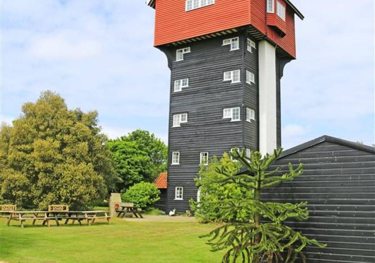 House Leiston