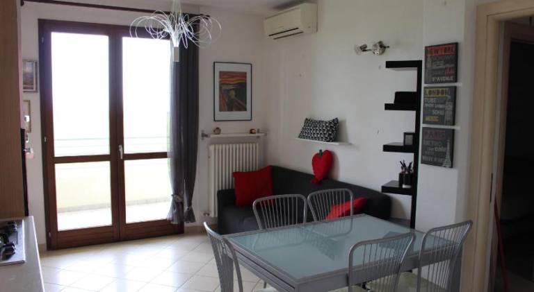 Holiday apartment with 2 rooms for 6 persons in Fano