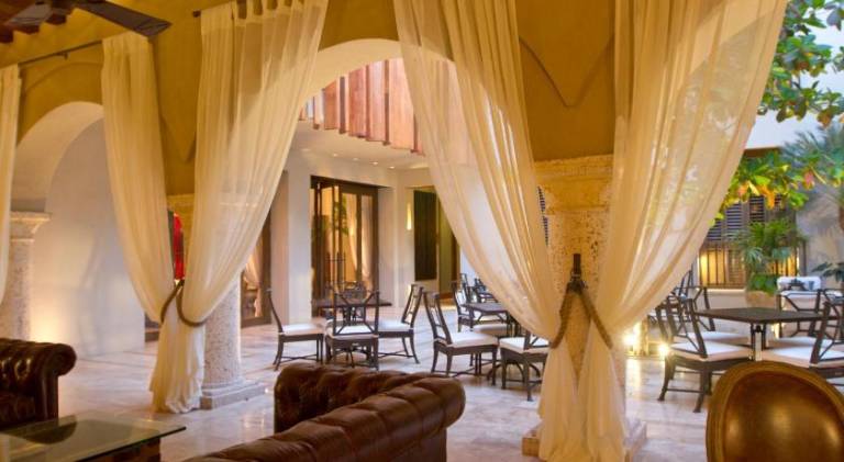Bastion Luxury Hotel — photo 3