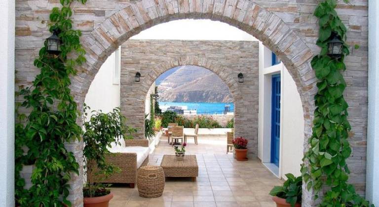 Serviced apartment with terrace in Naxos