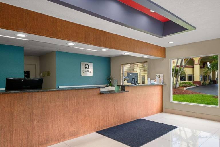 Quality Inn - Near Serenoa Golf Club — photo 4