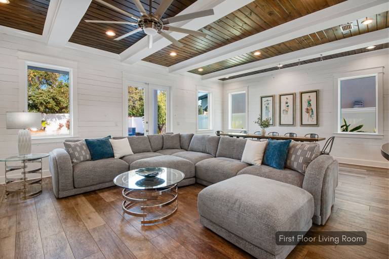 Saltwater Sunsets Private Pool & Close to Beach Dog Friendly FREE Excursions ️ — photo 4