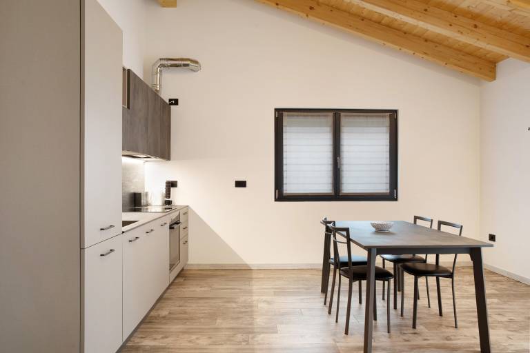Fully equipped nice apartment with terrace | Mountain view | Suitable for remote work | Pet-friendly — photo 4