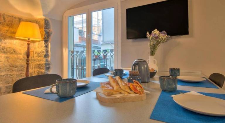 Apartment | Near Piazza De Ferrari in San Vincenzo