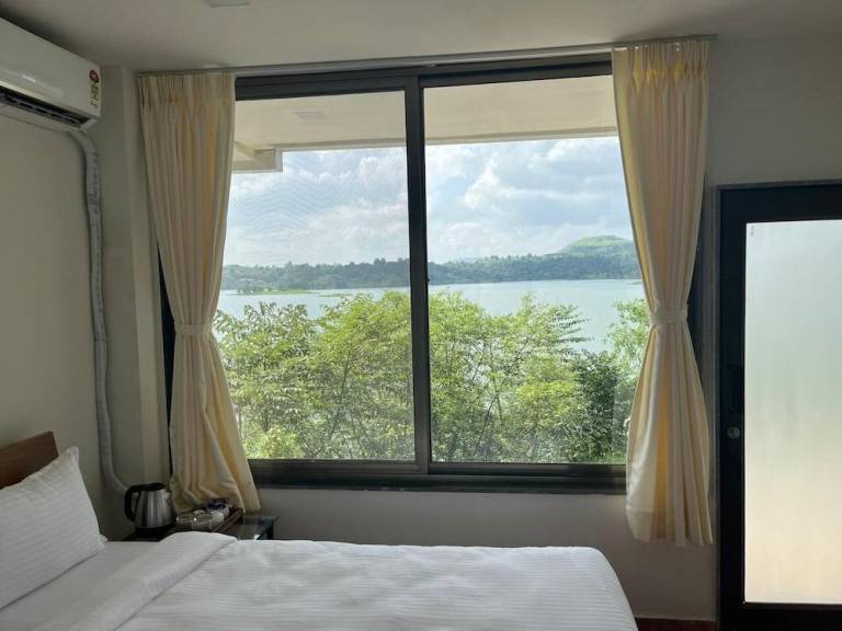 Shvas Island Resort — photo 5