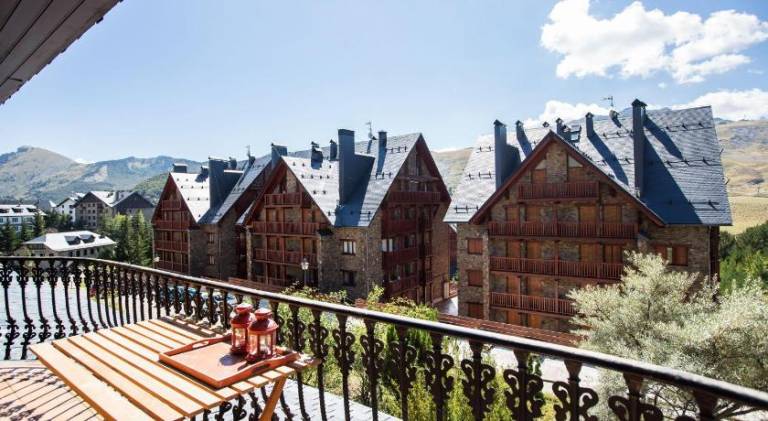 Rental apartment with 2 rooms for 6 persons in Huesca