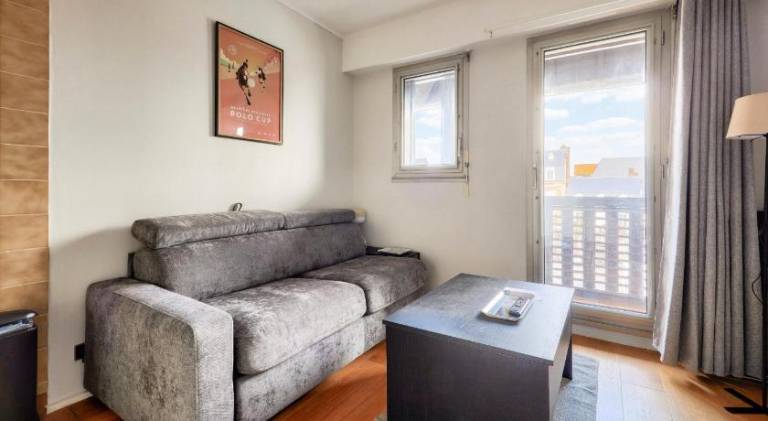 Rental apartment for 2 persons in Touques