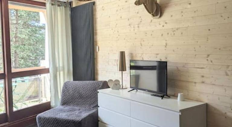 Apartment with 1 room for 5 persons — photo 2