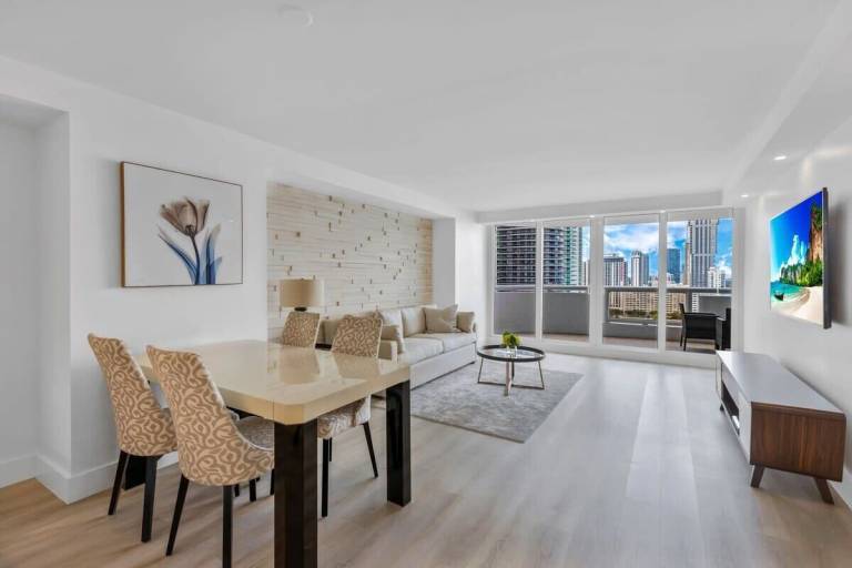 Condo  Downtown Miami