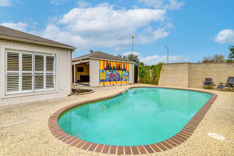 Private Pool & Patio Houston Vacation Rental