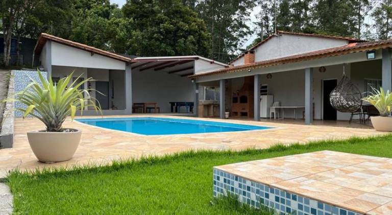 Vacation home with pool in Mairiporã