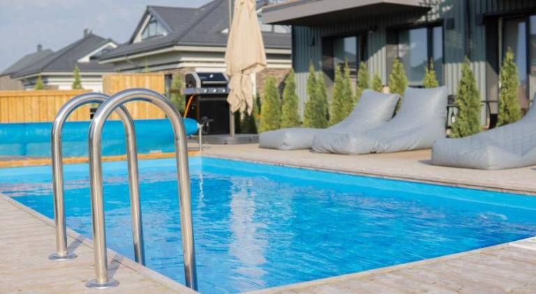 Apartment with pool in Palanga