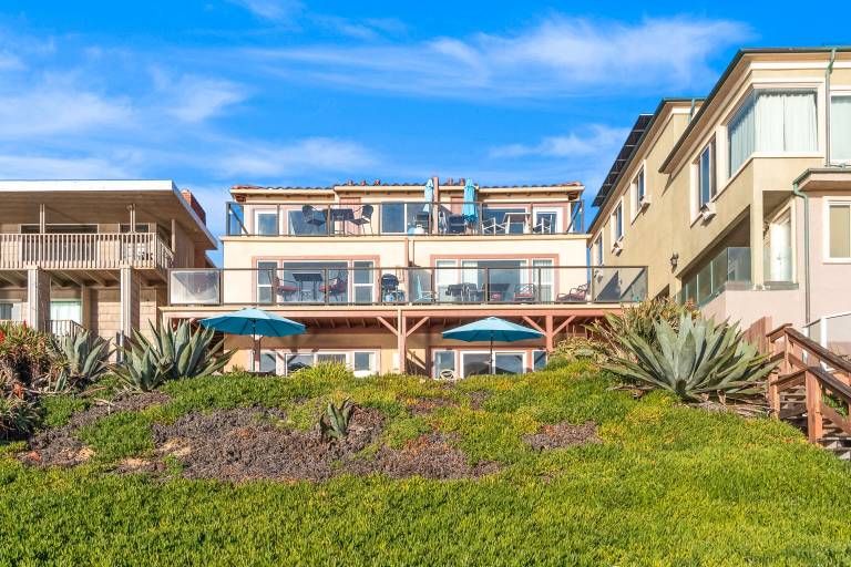 Condo  Oceanside
