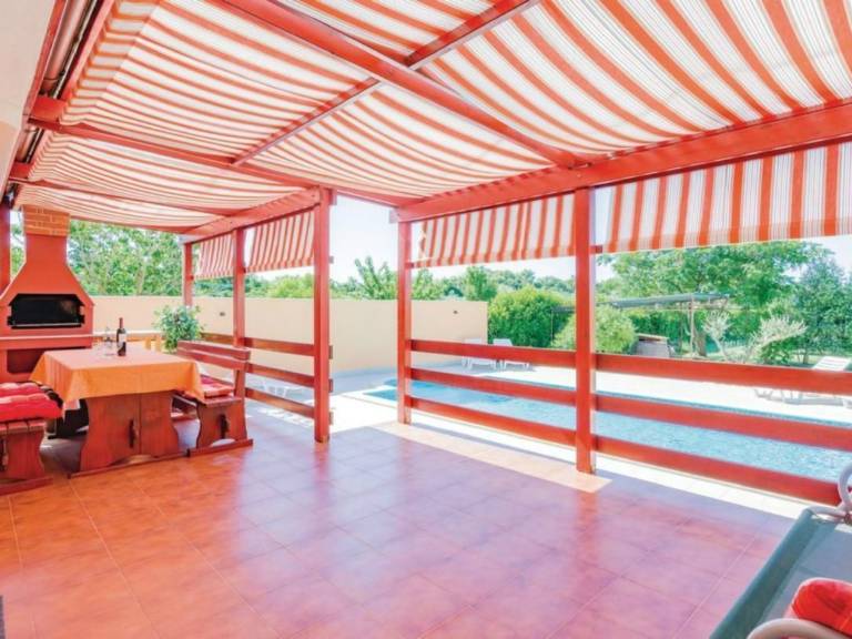 House with terrace, yard & grill | Nature view — photo 5