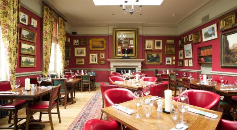 The Crown Hotel — photo 2