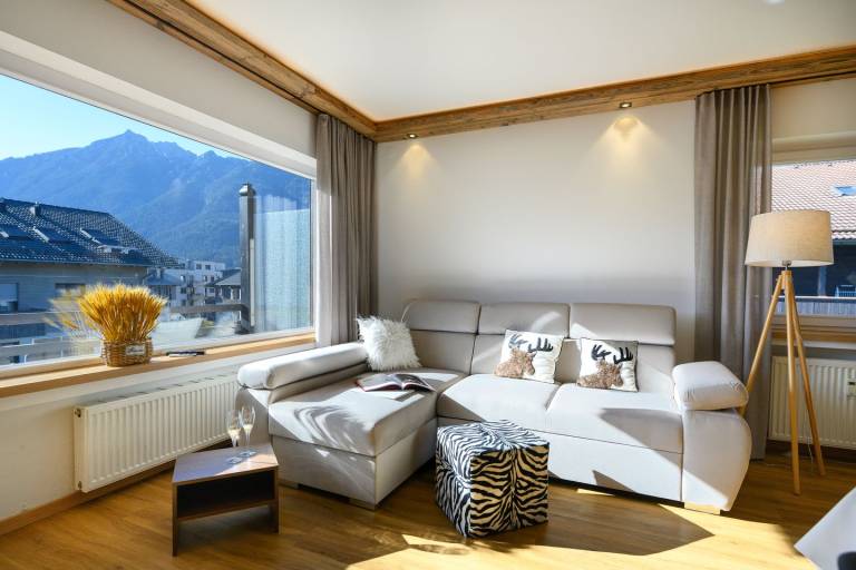 Holiday Apartment “Zuckerhut” – Your Stylish Alpine Retreat — photo 2