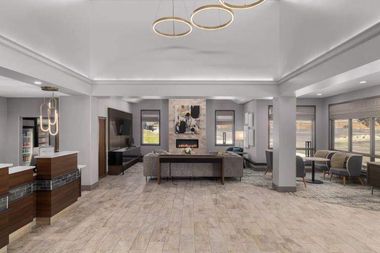 Holiday Inn Coralville - Iowa City By IHG — photo 2