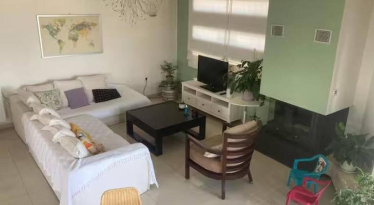 Holiday apartment with patio & hot tub in Rhodes