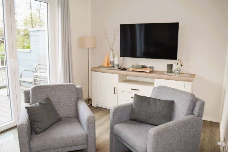 Modernes Ferienhaus, Kamin, Sauna, Süd-Terrasse, Loggia mit Meerblick, Haustiere in Wangerland